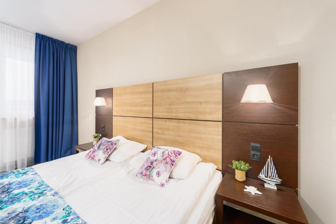 Apartamenty Prywatne W Hotelu Przy Plazy Diva Kołobrzeg Exteriör bild